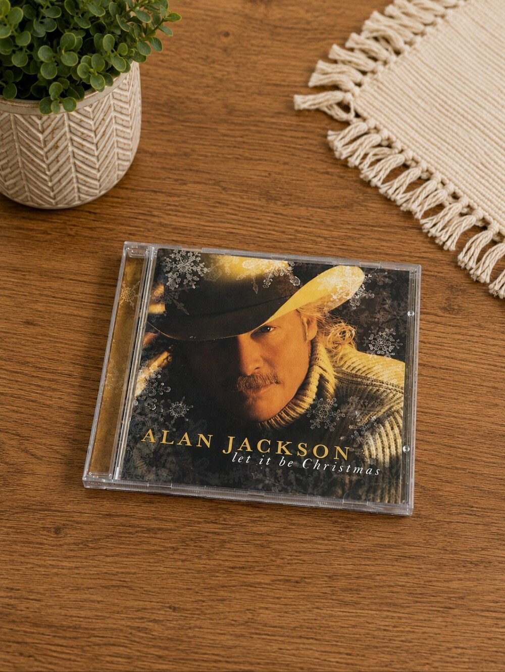 Alan Jackson let it be Christmas music CD